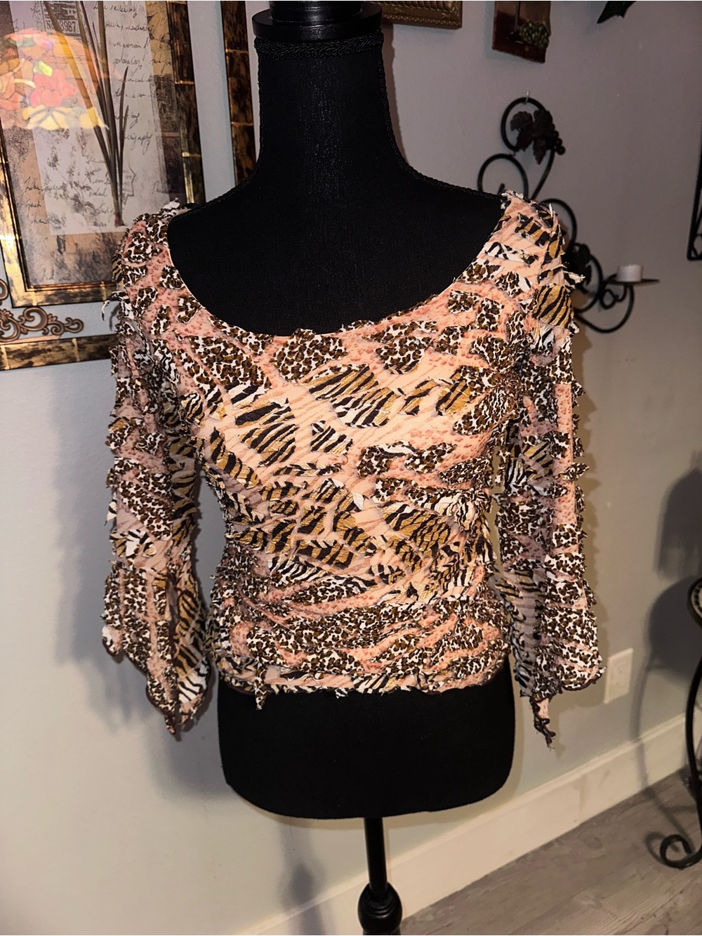 Vintage Y2K MCM Multicolor Animal Print ScoopNeck Ruffle Sleeve Distressed Top M